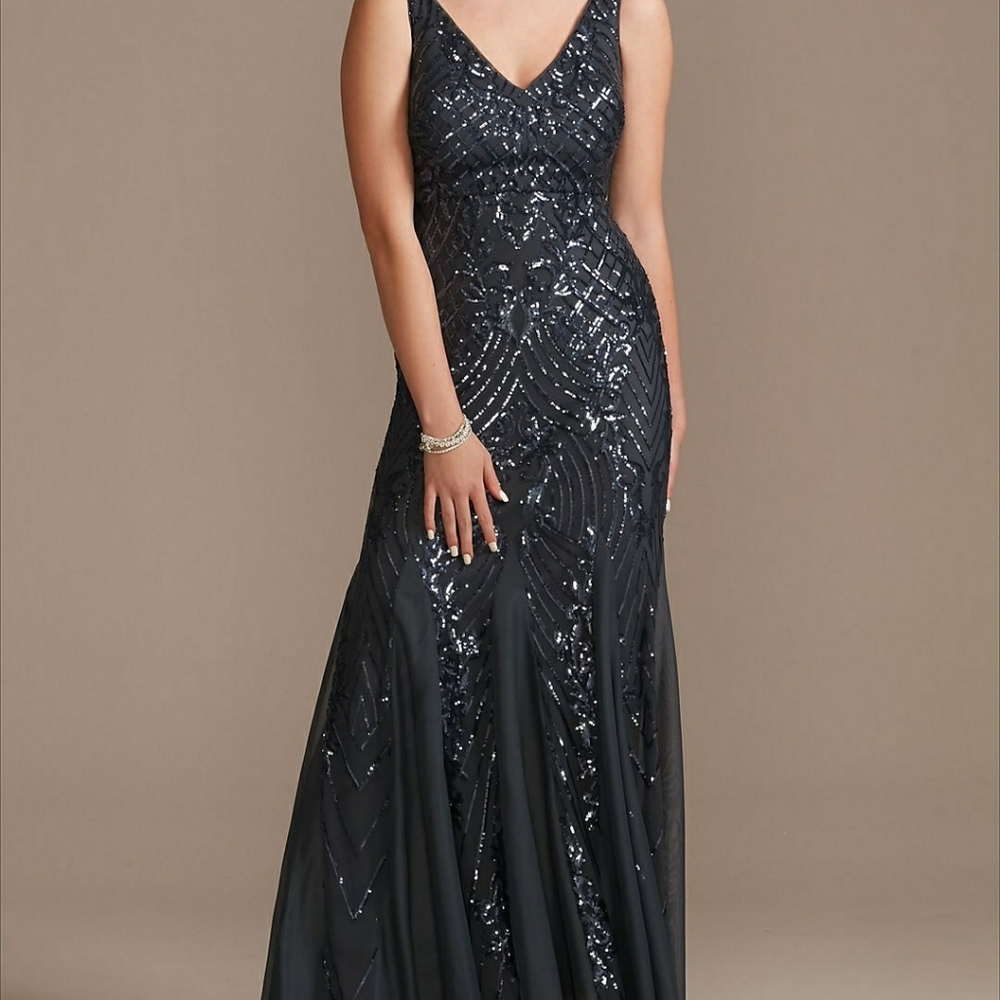 Sequined Formal Dress Size 16 NWT